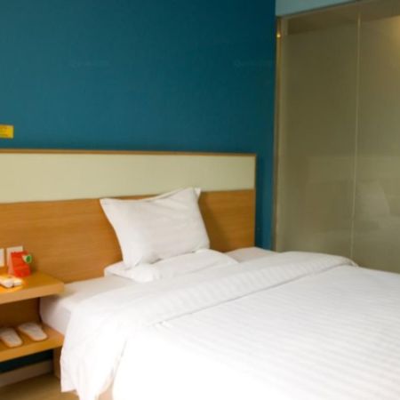 7 Days Inn Guangzhou Jiangnanxi Metro Branch Eksteriør billede